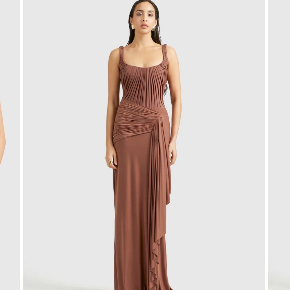 NWT Evelina gown by Deme by Gabriella size XXL